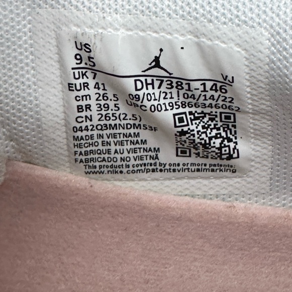 NEW Nike Jordan Air 200E (Blue / Pink / White) - Womens US 9.5 | Mens US 8 - Picture 7 of 8